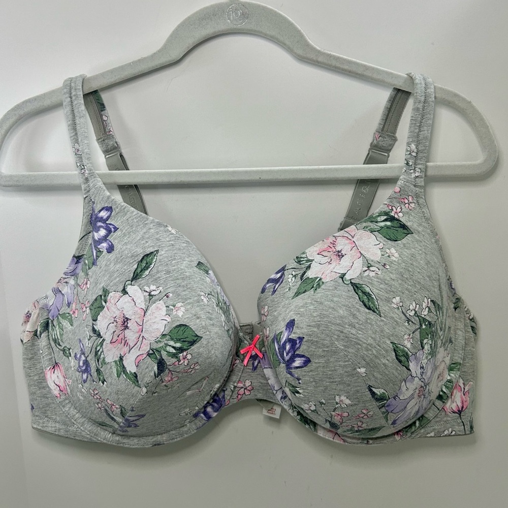 Cacique Lightly Lined T-Shirt Gray Floral Print Adjustable Strap Bra 46D